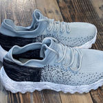 Stylish Gray and Black Athletic Shoes for Women Size 8 Photo 0