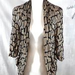 Hollister I Love H81 geometric print blazer with pockets size small Photo 1