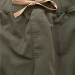 FIGS  Women’s Olive Green Zamora Jogger Scrub Pants Size XXL Petite Style 1000208 Photo 2