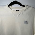 The North Face Heritage Patch Cream white Dune Crewneck Sweatshirt Womens Size L Photo 1