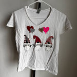 Gildan Valentines gnome sparkly shirt size medium Photo 0