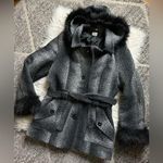 JACK Peacoat with removable hood/faux fur Photo 0