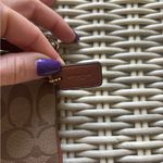 Coach  Signature C Leather Wristlet‎ Photo 2