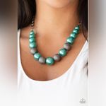 Paparazzi  Color Me CEO - green necklace Photo 1