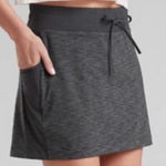 Athleta EUC Excursion Skort Black Heather
Size Large Photo 0