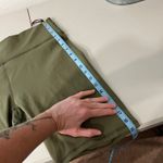 Fabletics Olive Green Powerhold Inseam 8' Mid Rise Biker Shorts Size XL Photo 6