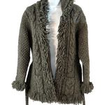 Sisandina Handicrafts 100% Wool Chunky Cable Small Cardigan Gray Fringe Ecuador Photo 2