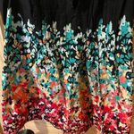 Gap  black and floral sleeveless shirt size small Photo 2