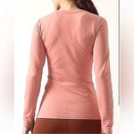 Athleta  Flurry Blizzard Seamless Top Peach Pink Photo 2