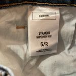 EXPRESS  Super Hi Rise Straight Jeans Size 6 Photo 3