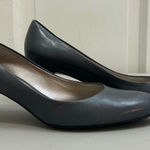 Salvatore Ferragamo  Gray Leather Pointed Toe Kitten Heel Pumps Size 6.5 B Luxury Photo 0