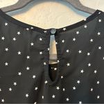 Downeast ⭐️ black with white stars print pleated puff sleeve blouse size large Photo 11