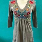 Johnny Was Gray Embroidered Floral Boho 3/4 Sleeve
V-neck Tunic Dress Photo 0
