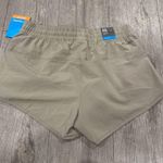 Columbia Omni shade Olive Green Shorts Photo 8