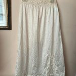 Vassarette vintage cream lace slit skirt slip Photo 2