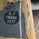 🌻3/20 Is it Friday yet? UC Closet tank top. Gray Size M Photo 5