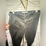 Hollister  Black Curvy High- Rise Jean Leggings Size 13S Raw Hem Size 31x26 Photo 5