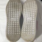 White PUMA Vikky V2 Leather Sneakers Photo 6