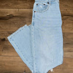 Abercrombie & Fitch Abercrombie Ankle Straight Ultra High-Rise Short Photo 0