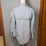 Vineyard Vines ‎ blue white striped performance vented button down shirt size 0 Photo 5