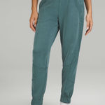 Lululemon  Brushed Softstreme Ribbed High-Rise Joggers Photo 0