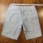 J Crew City Fit Seersucker Bermuda Shorts Womens 6 Striped White/Navy Cotton White Photo 3