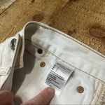 American Eagle | Women's 100% Cotton White Distressed Shorts Raw Hem Sz 2 Photo 3