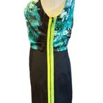 T Tahari T. Tahari Floral Dress with Bright Green Side Zipper Sz 4 Photo 6