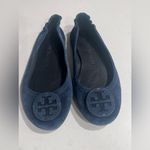 Tory Burch Women’s‎  Minnie Travel Ballet Flat Suede Blue Size 6 M Photo 2