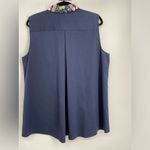 Elie Tahari  blouse, sleeveless, flower embellished collar, Blue, size XL‎ Photo 2