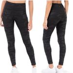 Kyodan  black camo ULTRA HIGH-WAIST INNER BRUSHED PRINTED LEGGINGS Size L Photo 1