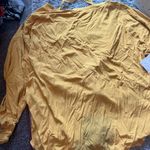 Free People NWT shimmy shake untamed gold top size small Photo 9