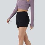 Halara 110HO.- Plush Halter Thumb Hole Long Sleeve Cropped 2-in-1 Yoga Sports Top. Photo 5
