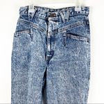 CHIC Vintage Acid Wash High Rise Flat Front Pocket Mom Jeans, Size 8 Blue Photo 9