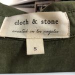 Cloth & Stone Fray Hem BD Shirt Burnt Olive S Photo 8