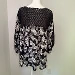 Free People  Moon River black & white floral print long sleeve top size S Photo 4