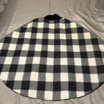 Moda  Buffalo Plaid Black and Gray Plaid Cape Photo 2