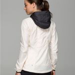 Lululemon ivory backpack it jacket Photo 3