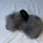 H2R Gray Furry Women's Slippers Size 10 Photo 0