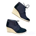 Toms New Desert Canvas Espadrille Black Lace Up Wedge Size 9.5 Photo 1