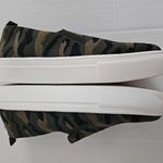 Steve Madden Women's Shoes Size 9 Maygee Camo Print Slip On Knit Camouflage Photo 3