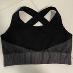 EUC Women’s cross strap tricolor‎ patterned unpadded sports bra XL Black Photo 0