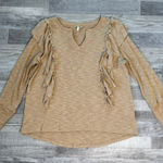 Cato  beige long sleeve ruffle front sweater size large E14 Photo 0