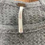 Free People  gray thermal long sleeve top sz M Photo 3