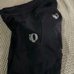 Pearl Izumi  Women's L Black Padded Escape Quest Cycling Shorts size M Photo 1