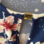 Harvé Benard Harve Benard floral top.‎  Size large. Photo 3