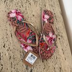 Havaianas Women's Slim Animal Floral Thong Sandal. Size 9/10. MSRP $30 Photo 5