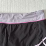 Lululemon Womens ‎ Purple Pink Camo Speed Up Shorts Mid Rise Athletic 8 3.5" Photo 1