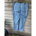 Lee NWT Riders by  relaxed fit 18L 33”inseam instantly slims you. Lighter wash. Photo 2