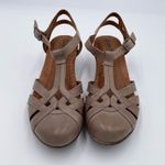 Cobb Hill Aubrey T Photo 3